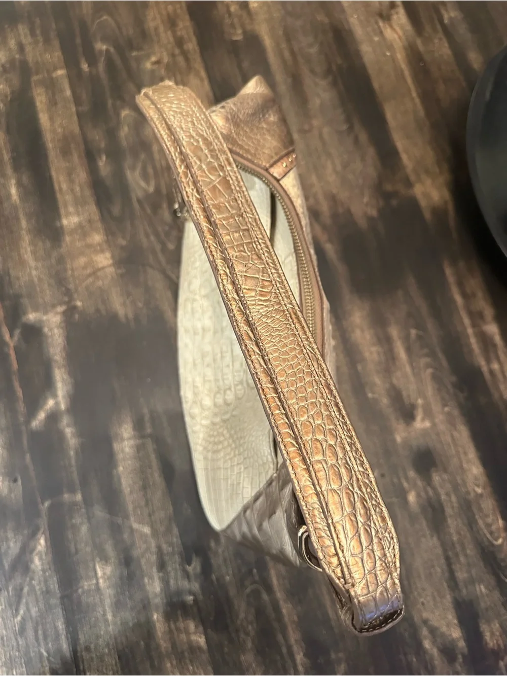 🤍Brahmin Amira Hobo Shoulder Bag Leather Croc Embossed Champagne Koubba